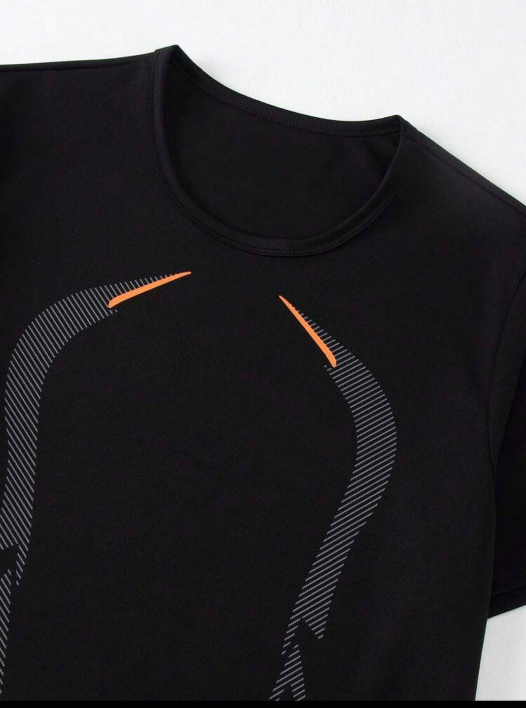 Men's Casual Round Neck Tee & Shorts Set — Lightweight Summer 2-Piece